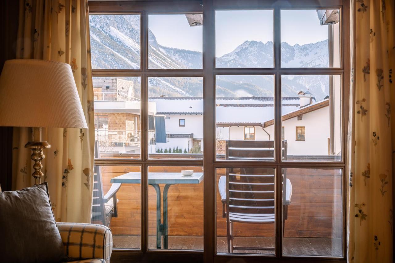 Hotel Tirolerhof - Familotel Zugspitze Ehrwald Eksteriør billede