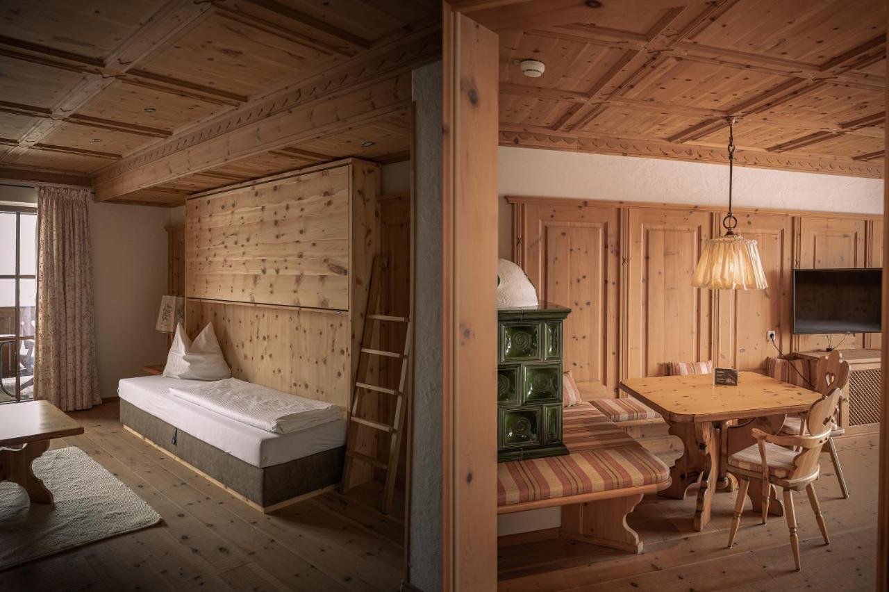 Hotel Tirolerhof - Familotel Zugspitze Ehrwald Eksteriør billede