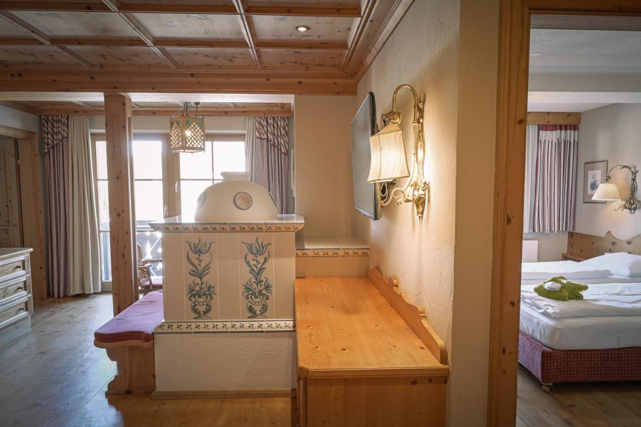 Hotel Tirolerhof - Familotel Zugspitze Ehrwald Eksteriør billede