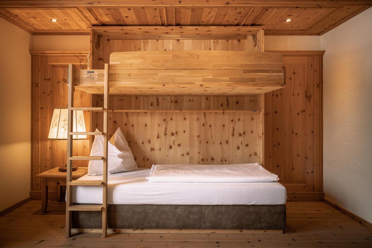 Hotel Tirolerhof - Familotel Zugspitze Ehrwald Eksteriør billede