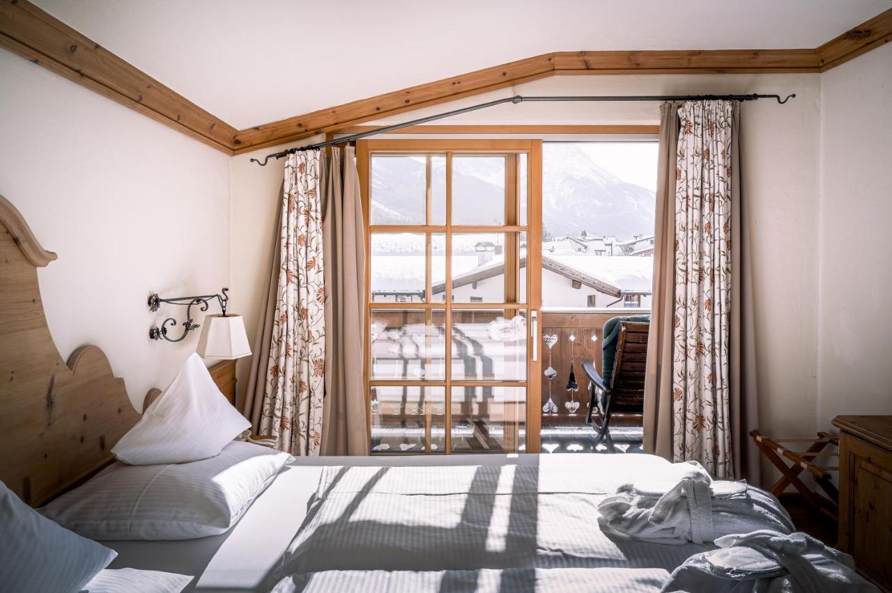 Hotel Tirolerhof - Familotel Zugspitze Ehrwald Eksteriør billede